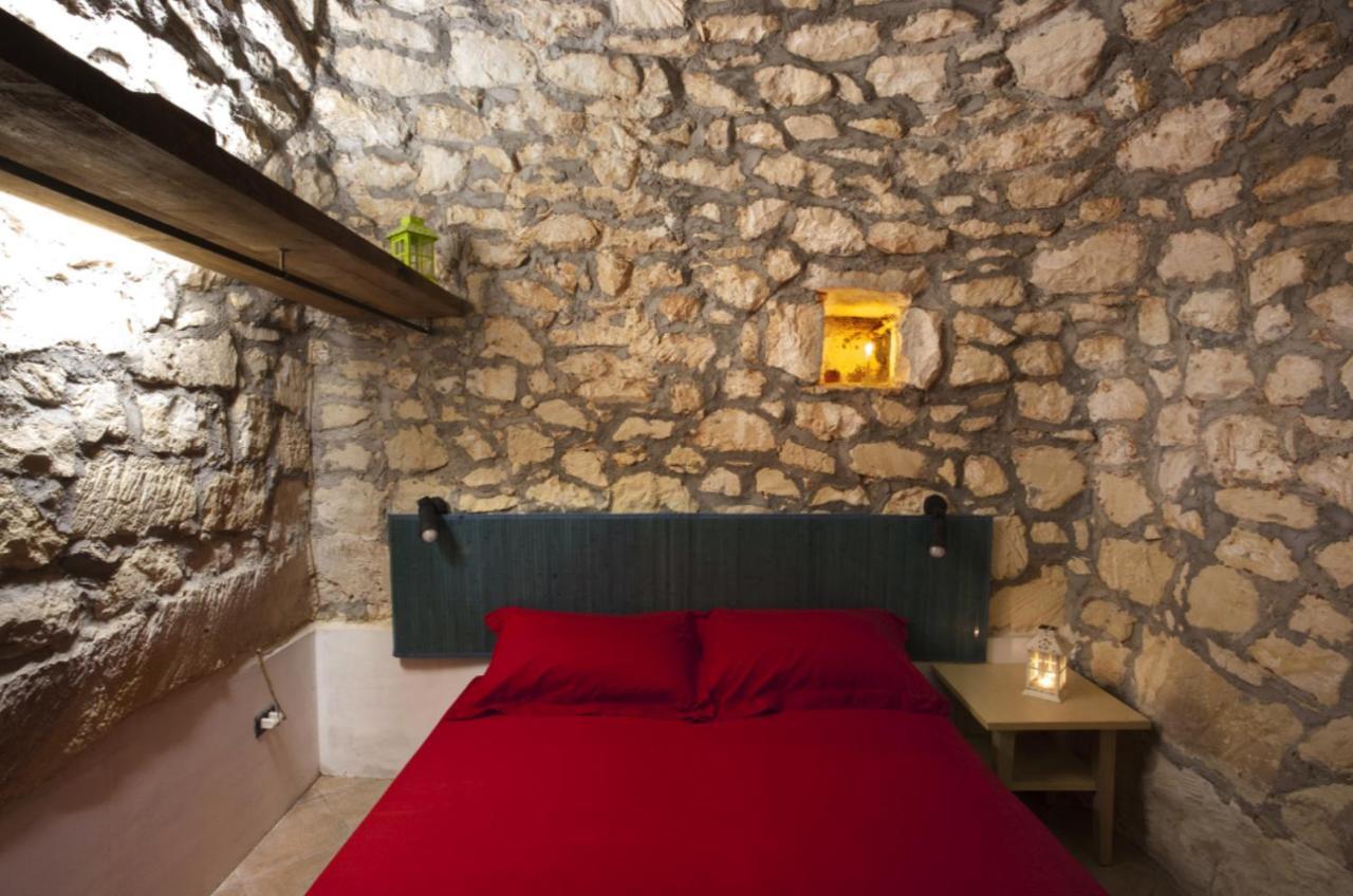 NardòTrullo In The Wood别墅 外观 照片